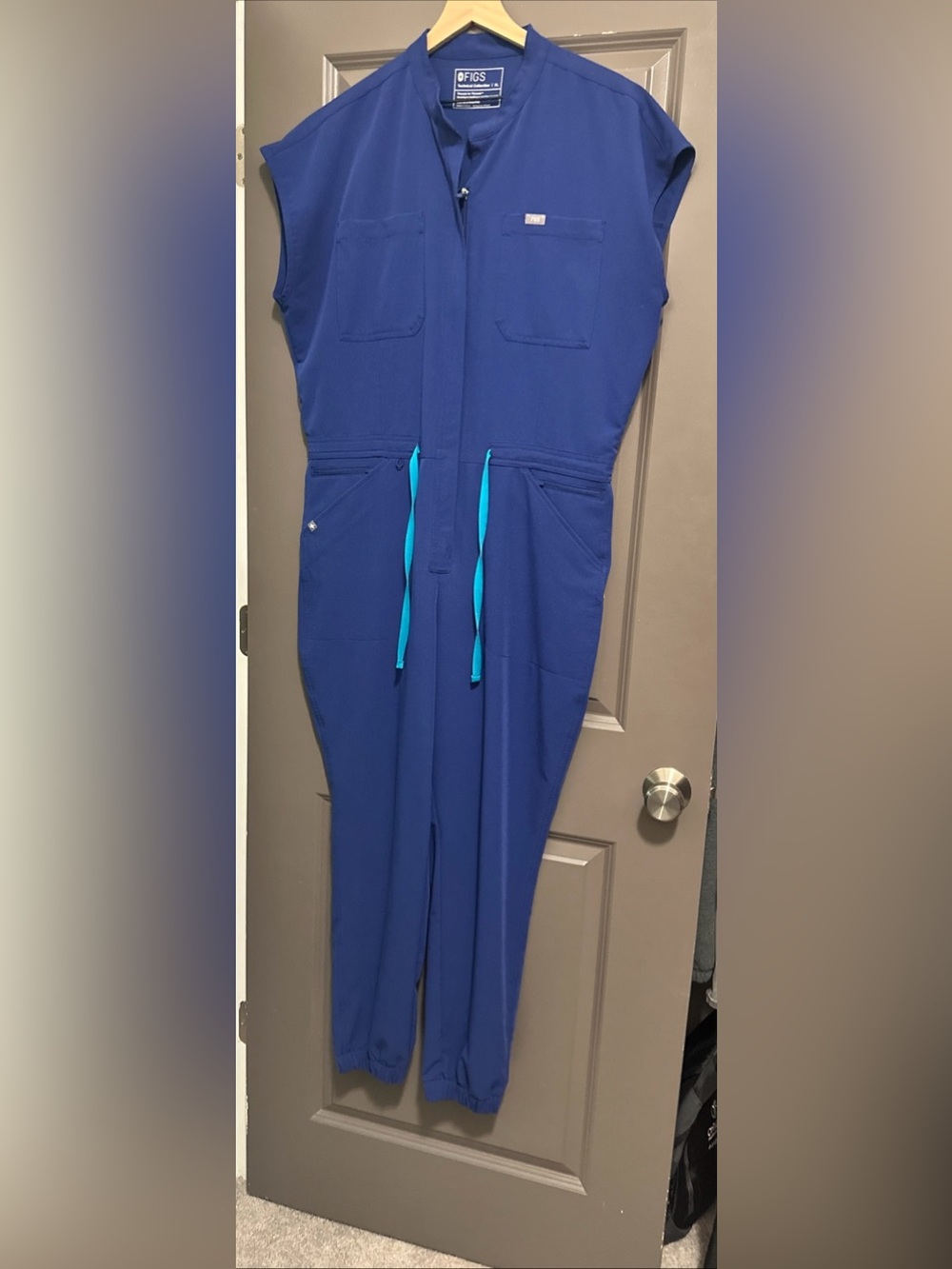 Figs Women Size XL Technical Collection Rafaela Jogger Scrub Jumpsuit #1001889R - Picture 14 of 16
